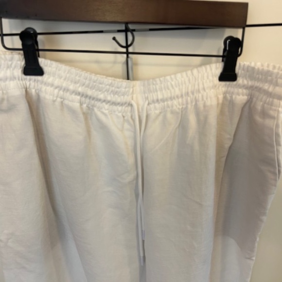 White Linen Drawstring Trousers from Artizia - Picture 3 of 4